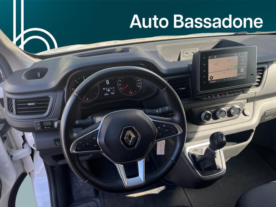 RENAULT Trafic 2022