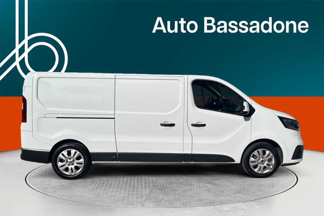RENAULT Trafic 2022