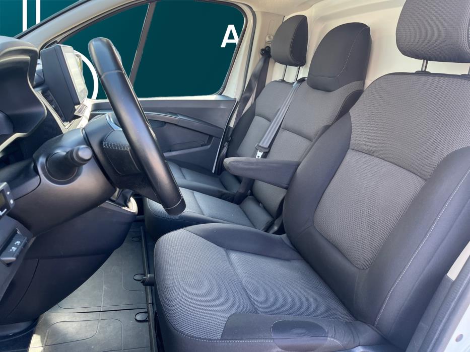 RENAULT Trafic 2022