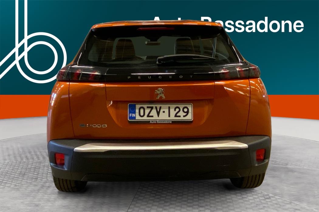 Peugeot e-2008 2023