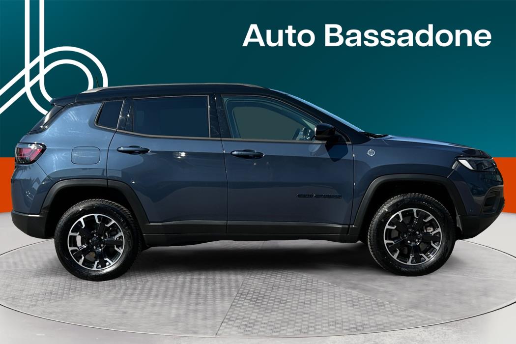 JEEP Compass 2024