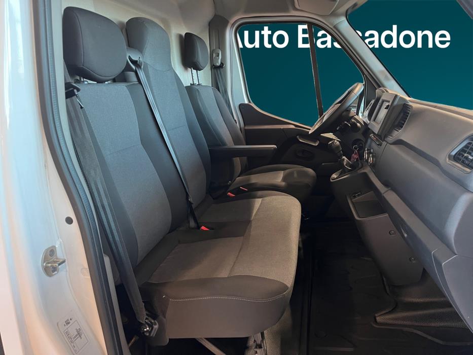 RENAULT Master 2022