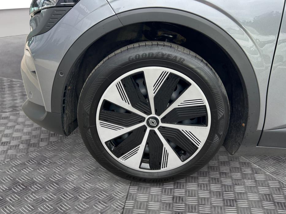 RENAULT Megane 2023