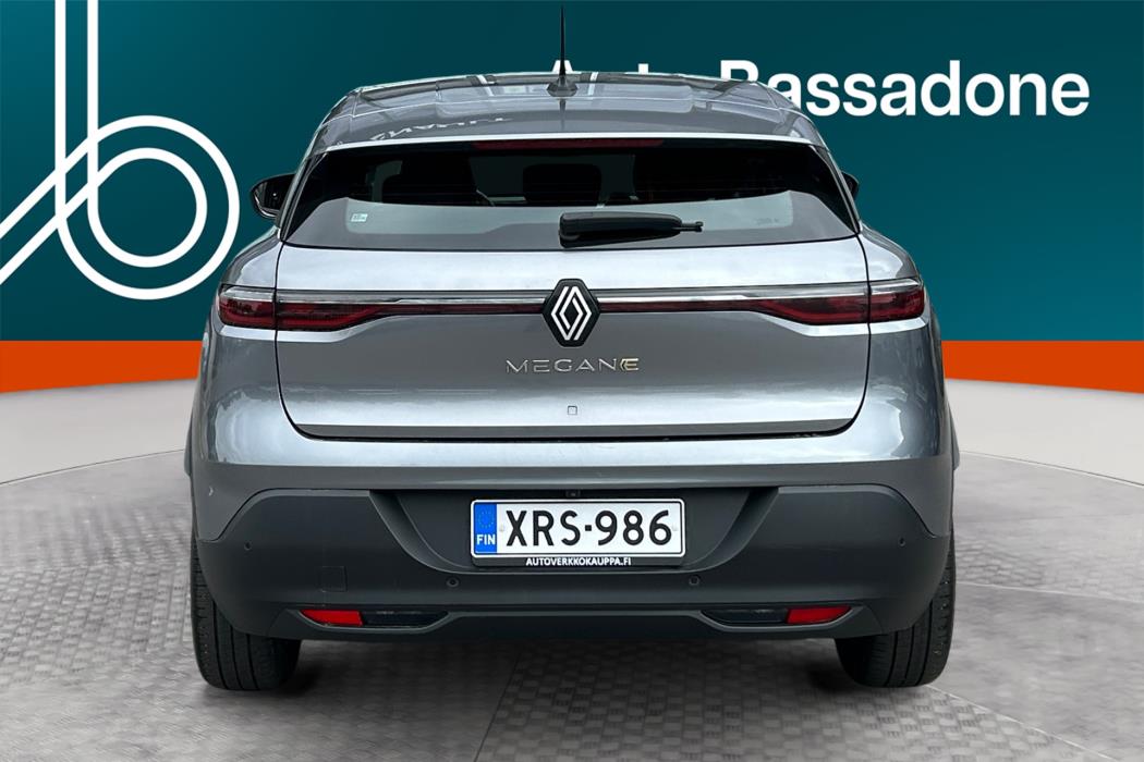 RENAULT Megane 2023