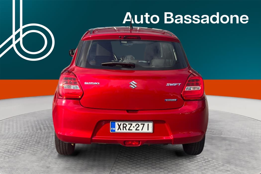 SUZUKI Swift 2021