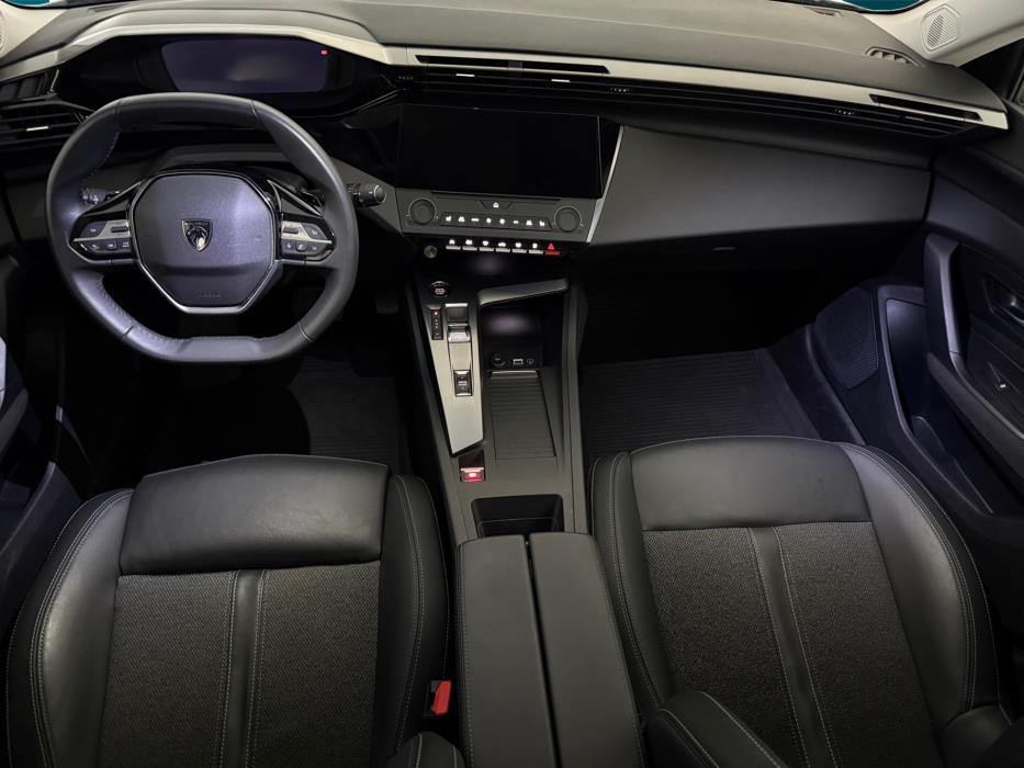 PEUGEOT 308 2023