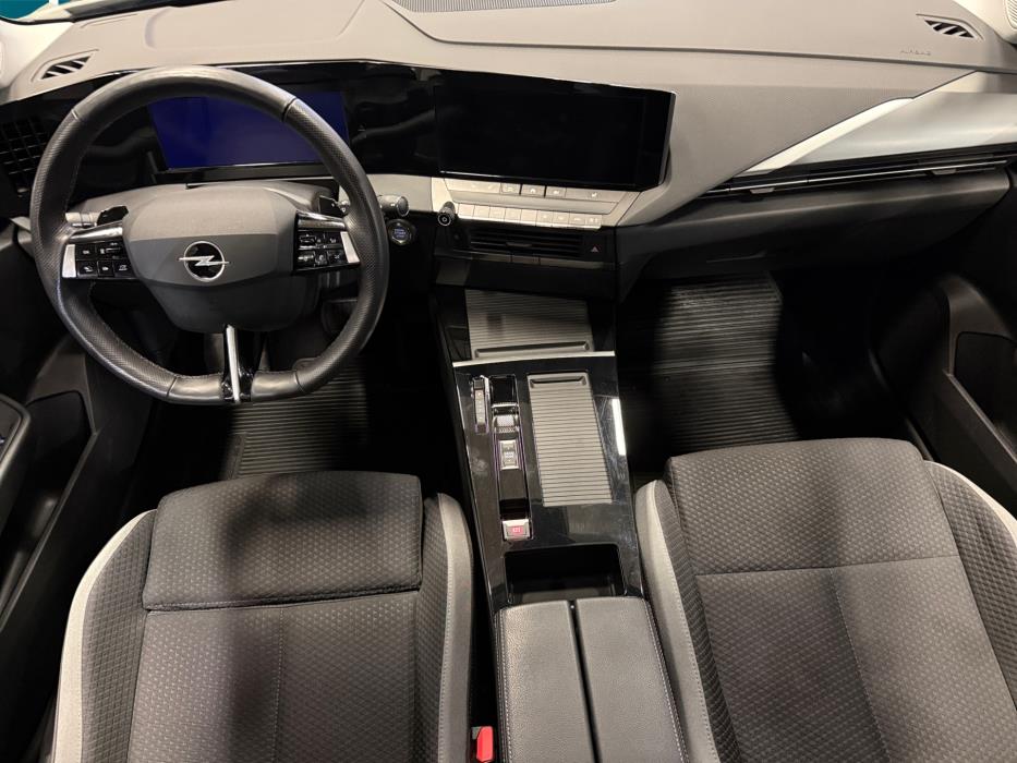 Opel Astra 2024