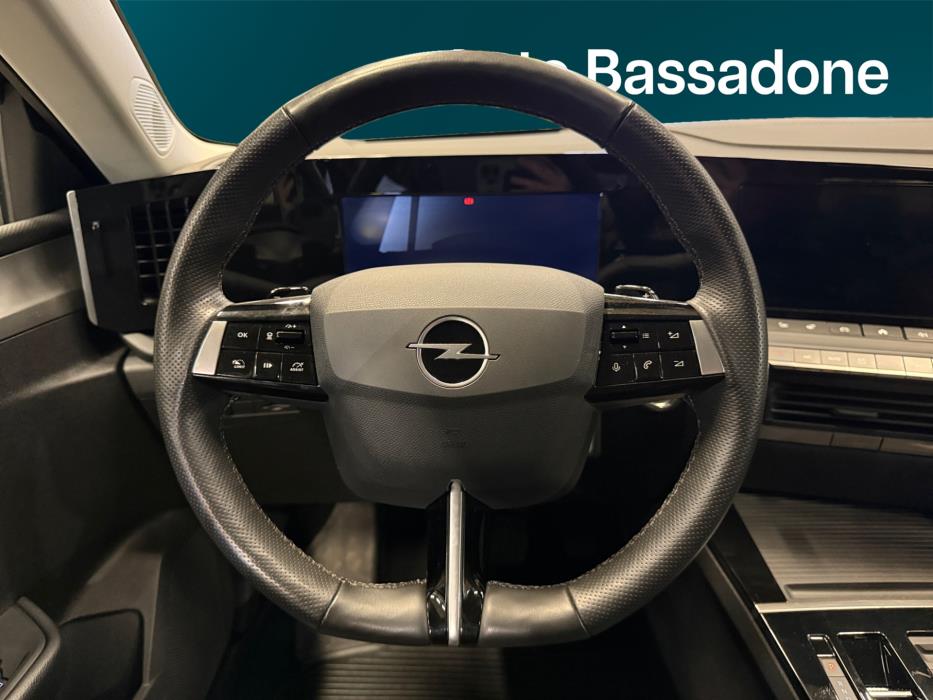 Opel Astra 2024