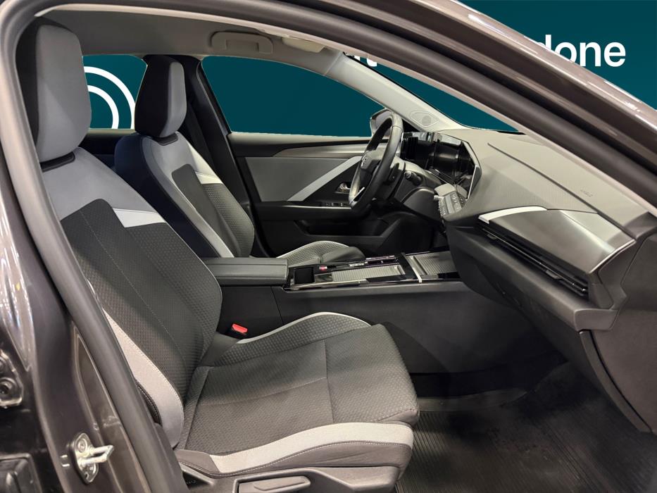 Opel Astra 2024