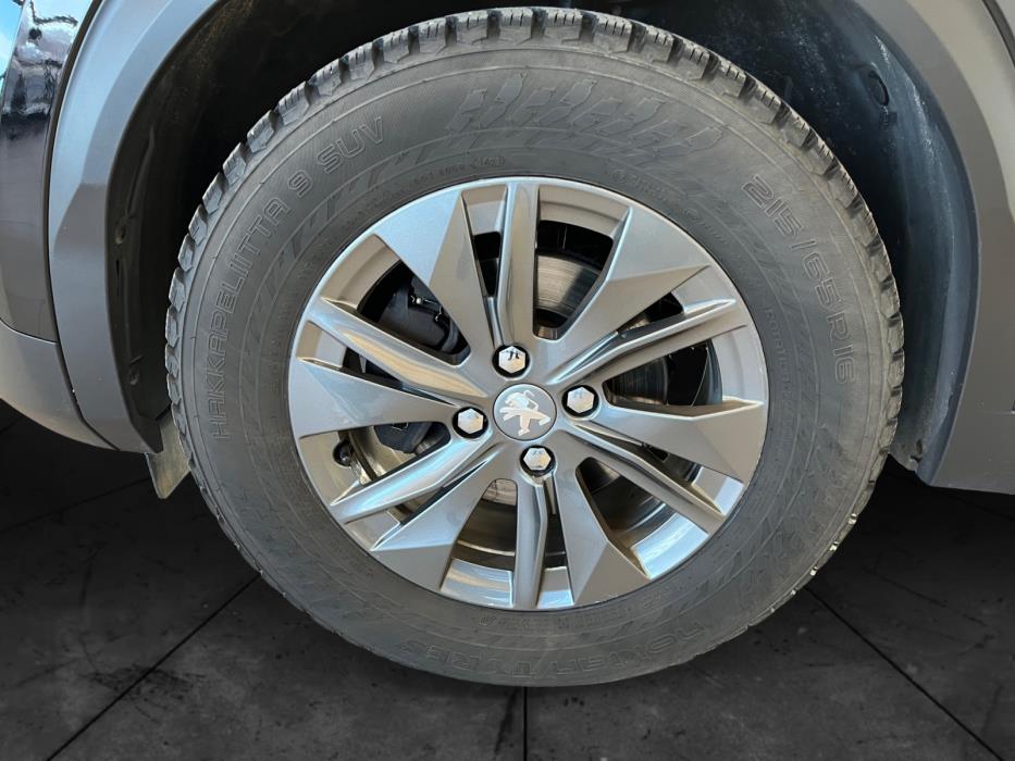 PEUGEOT 2008 2021