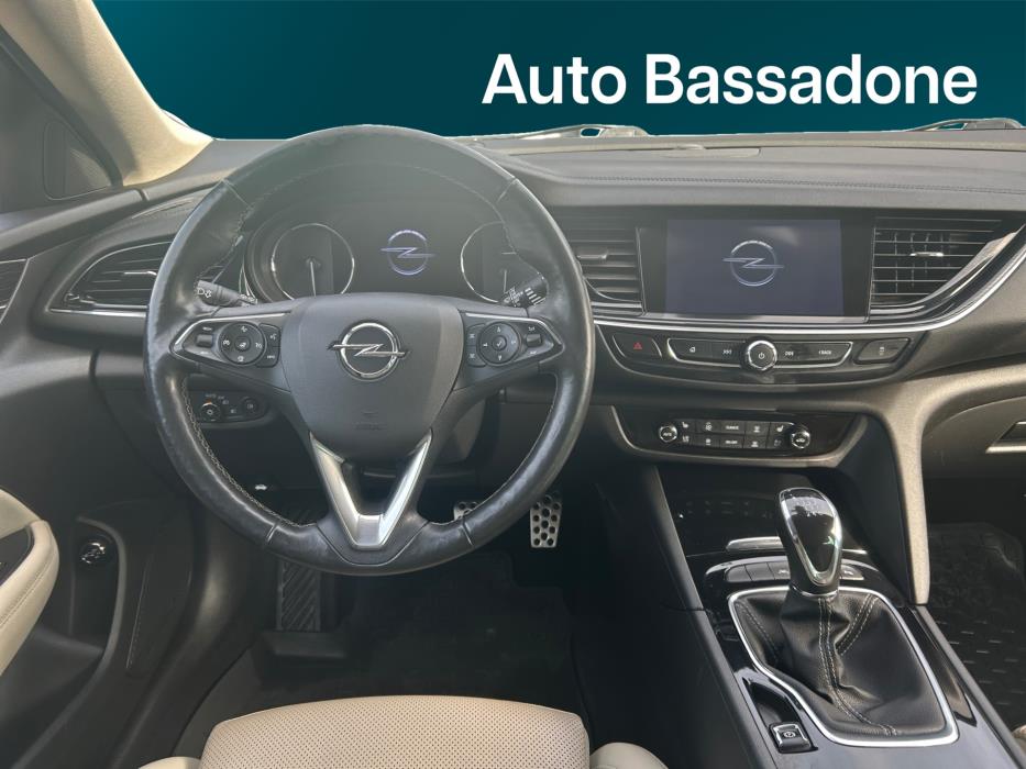 OPEL Insignia 2019