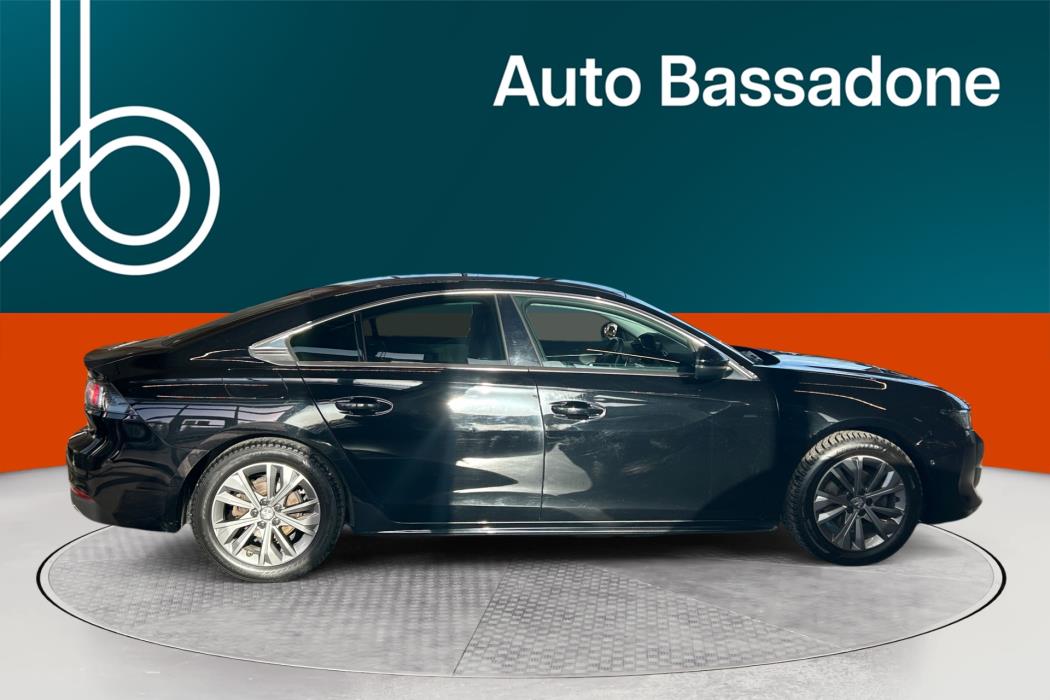 PEUGEOT 508 2021