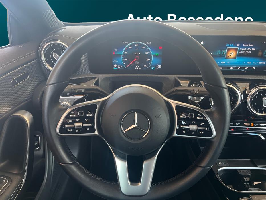 MERCEDES-BENZ CLA 2022