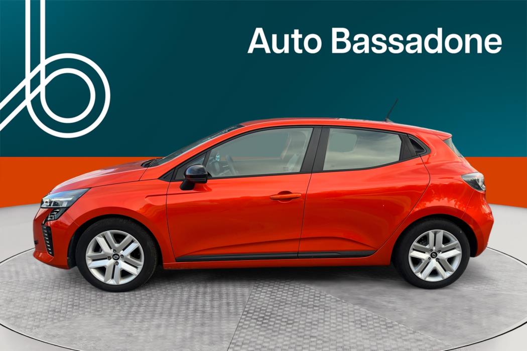 RENAULT Clio 2025