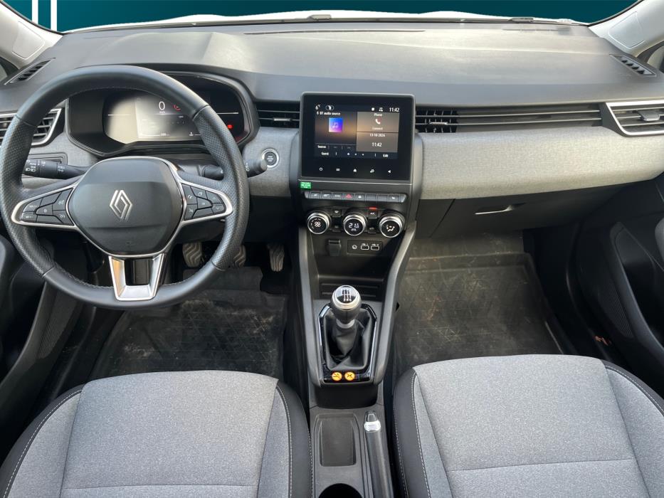 RENAULT Clio 2025