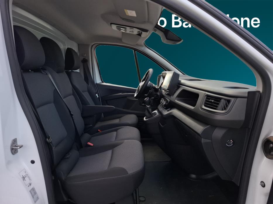 RENAULT Trafic 2023