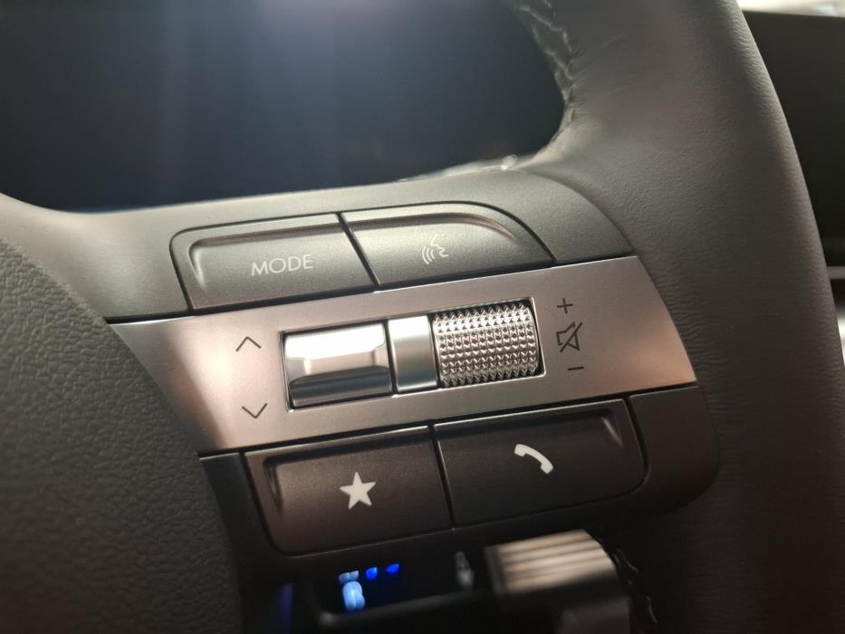 Hyundai KONA Hybrid 2025