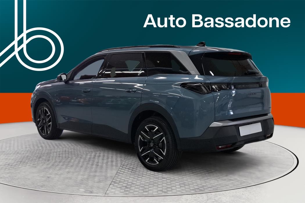 Peugeot 5008 2025