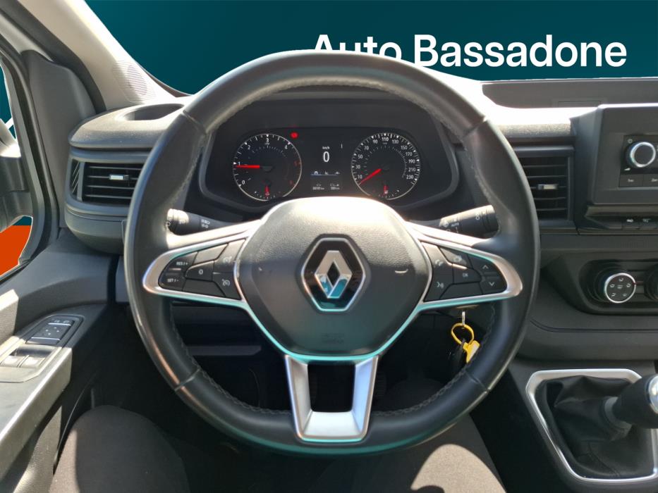RENAULT Trafic 2022
