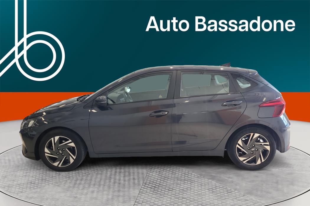 HYUNDAI i20 Hatchback 2021