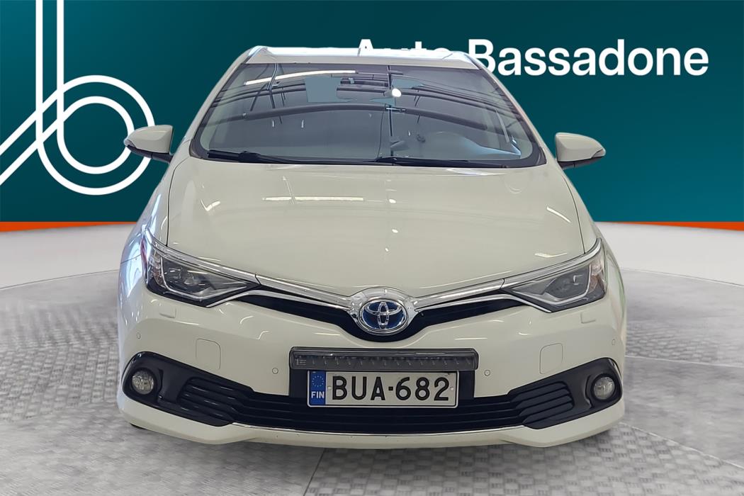 TOYOTA Auris 2017