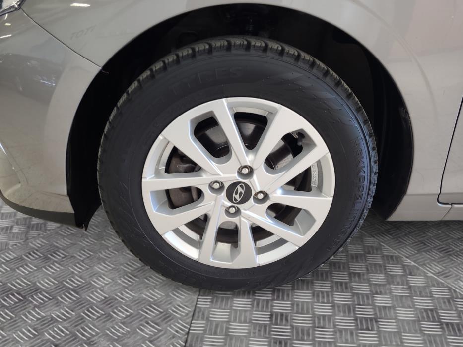 HYUNDAI i20 Hatchback 2021