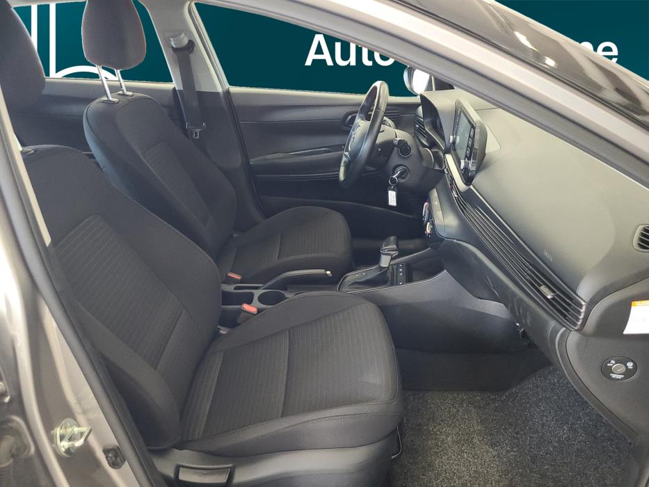 HYUNDAI i20 Hatchback 2021