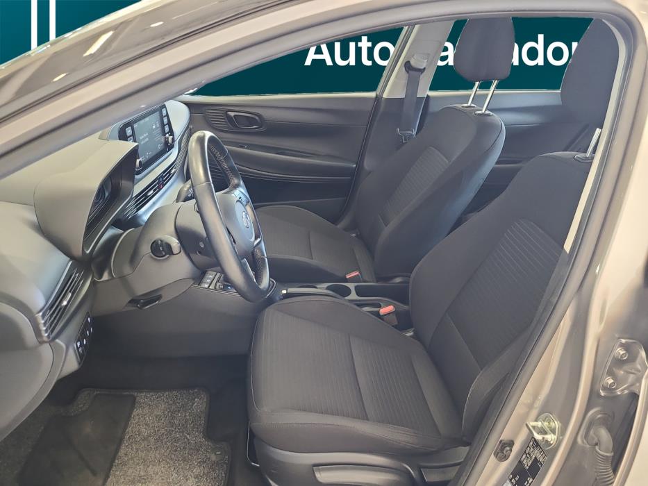 HYUNDAI i20 Hatchback 2021