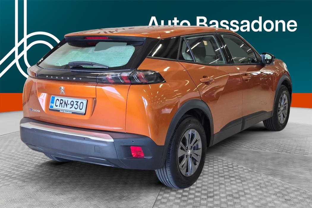 PEUGEOT e-2008 2023