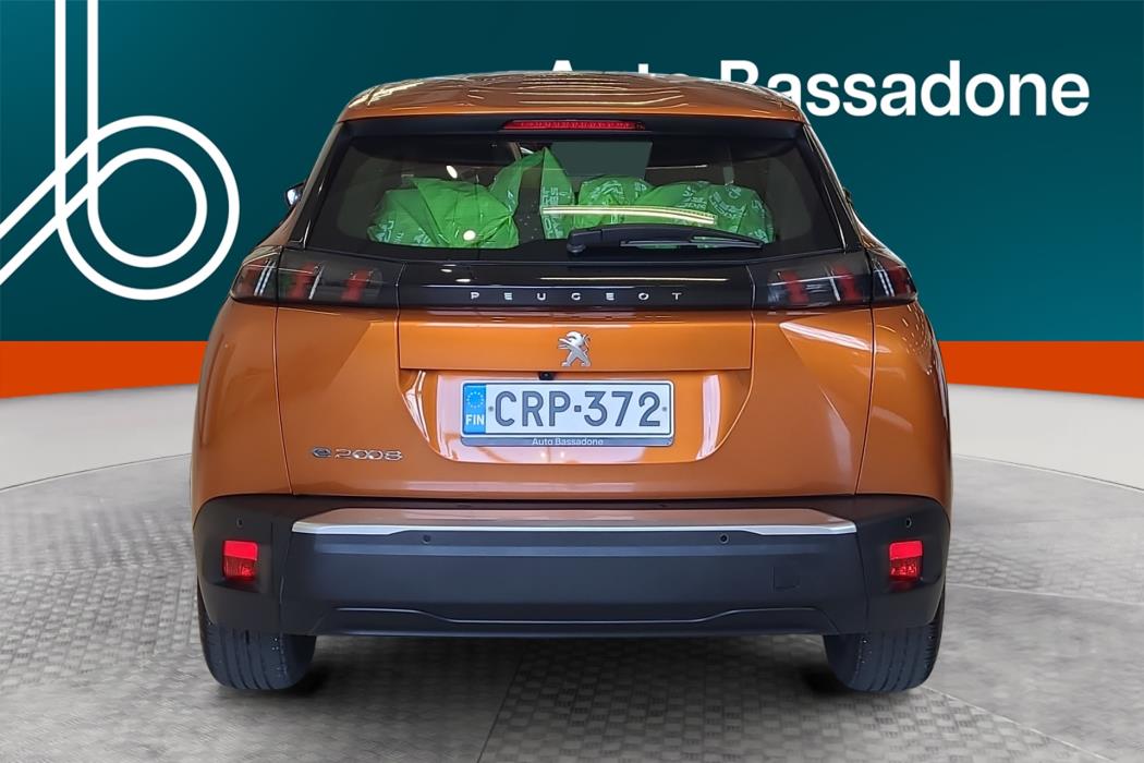 PEUGEOT e-2008 2023
