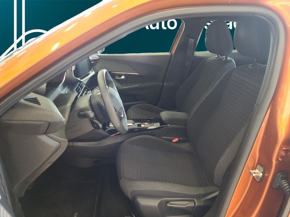 PEUGEOT e-2008 2023