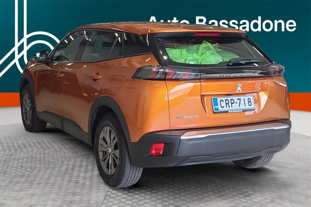 PEUGEOT e-2008 2023