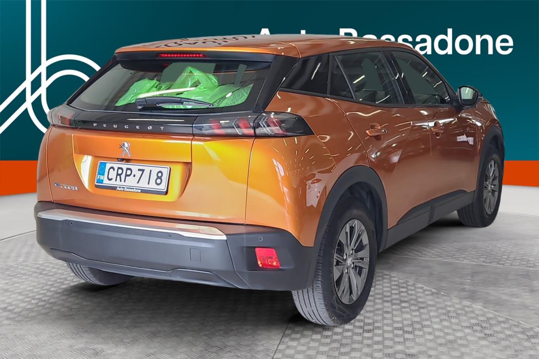 PEUGEOT e-2008 2023