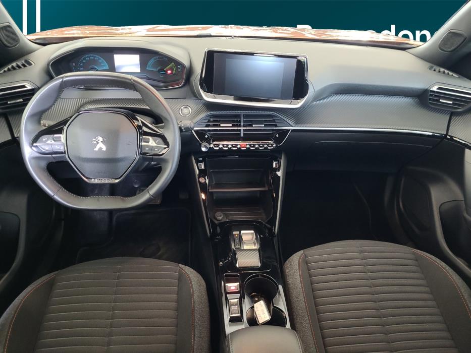 PEUGEOT e-2008 2023