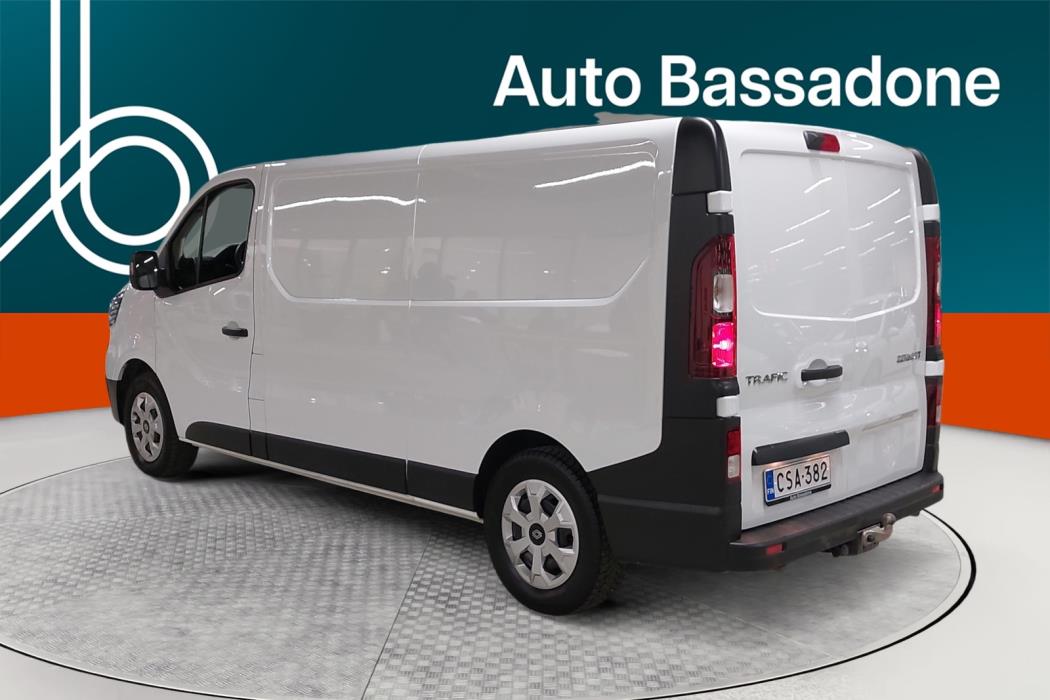 RENAULT Trafic 2024