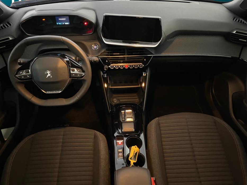 Peugeot e-2008 2023