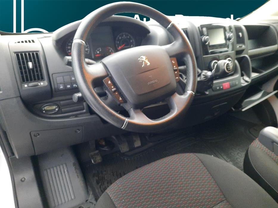 PEUGEOT Boxer 2022
