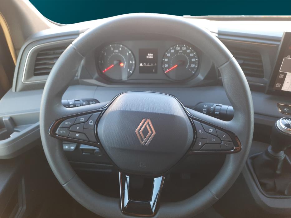RENAULT Master 2025