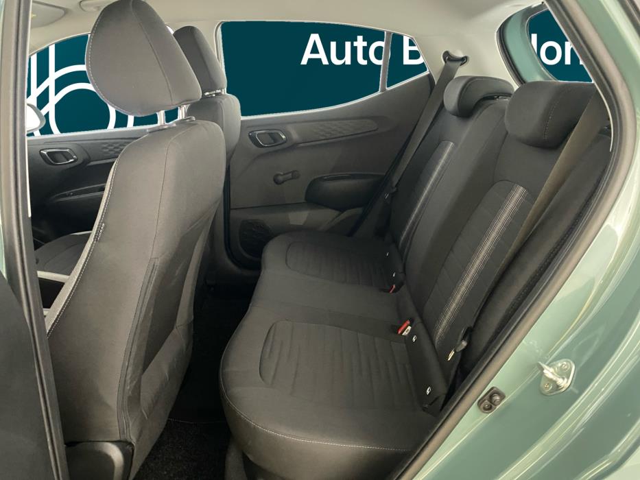 HYUNDAI i10 2024