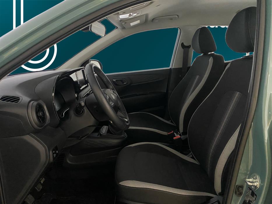 HYUNDAI i10 2024
