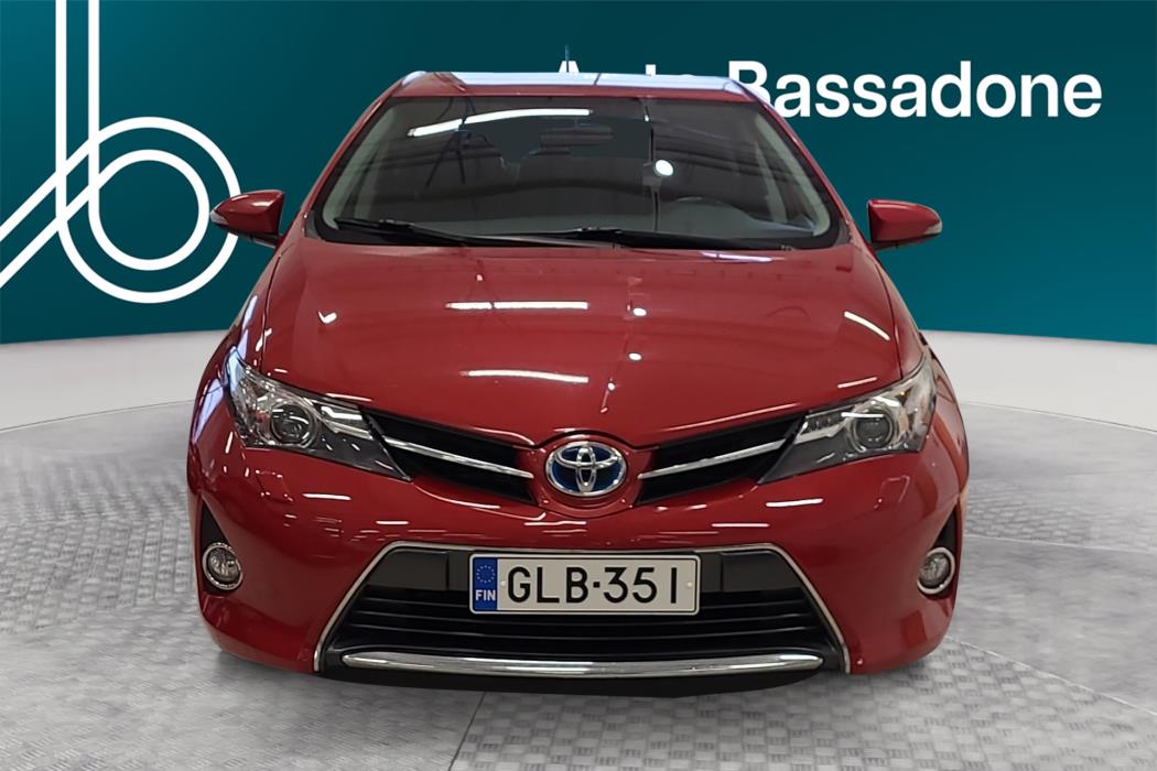 TOYOTA Auris 2014