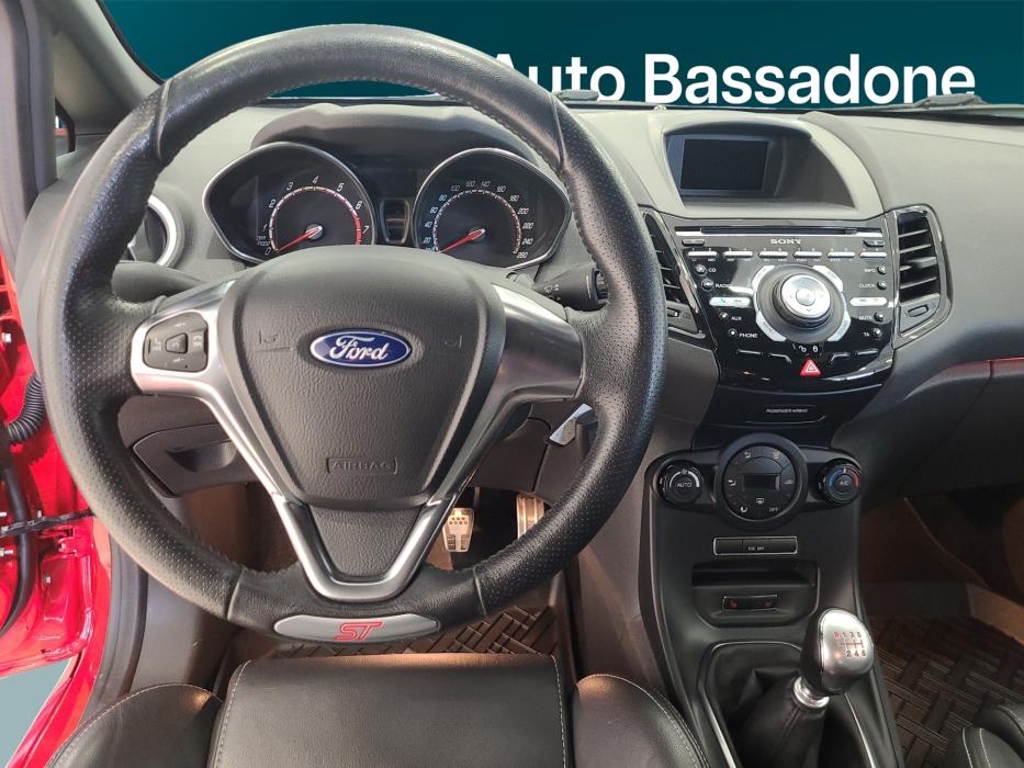 FORD Fiesta 2015