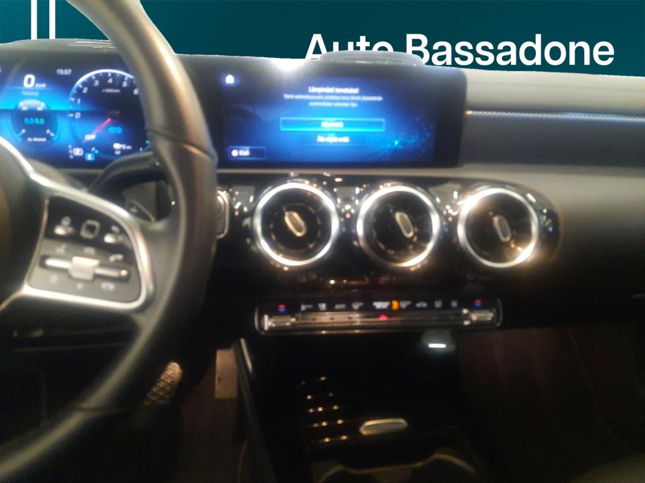 MERCEDES-BENZ CLA 2021