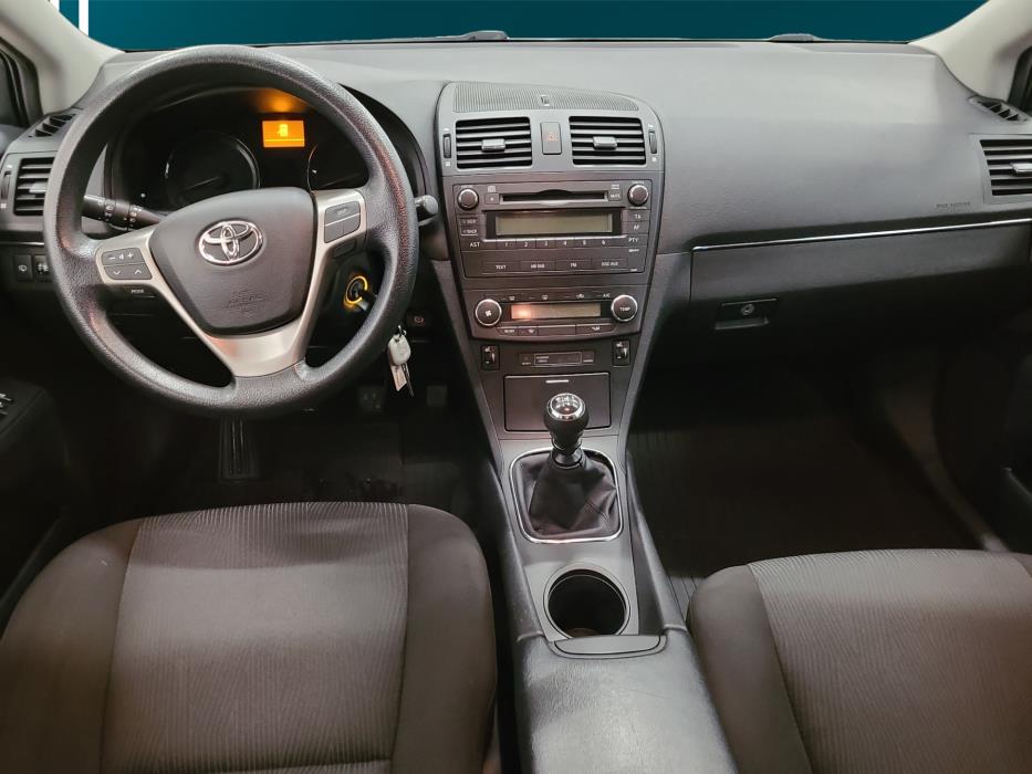 TOYOTA Avensis 2009
