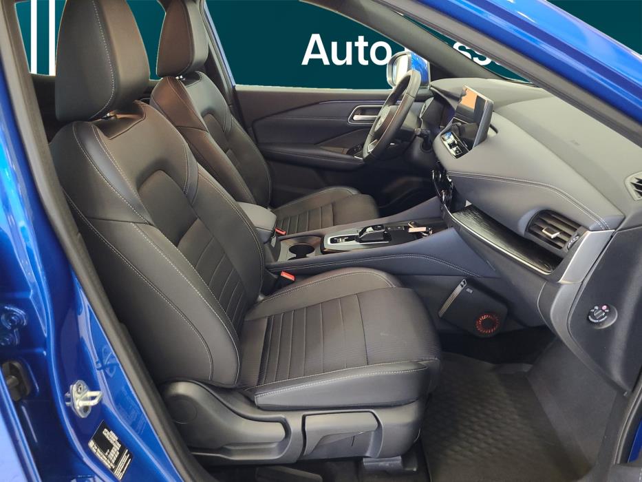 NISSAN Qashqai 2023