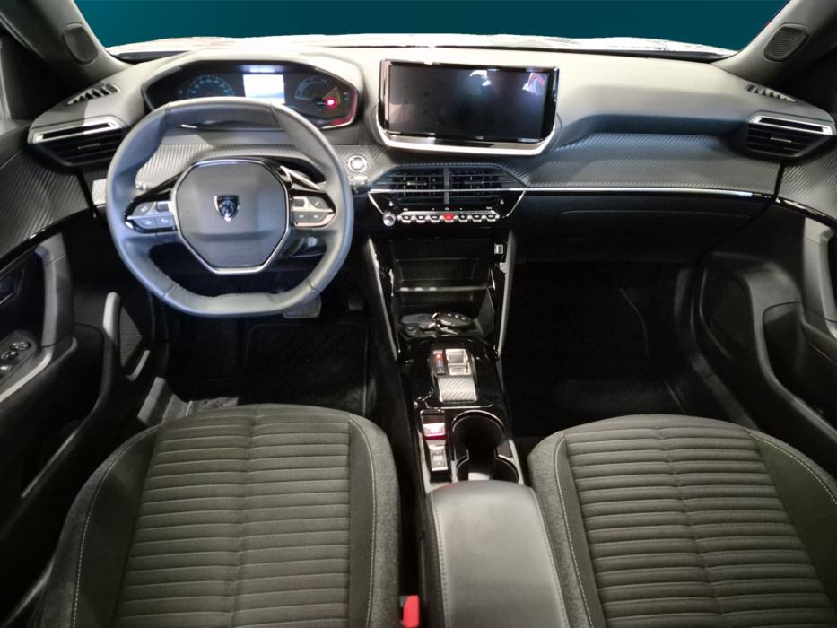 PEUGEOT e-2008 2023