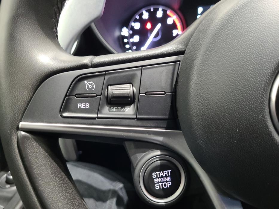 ALFA ROMEO Giulia 2017