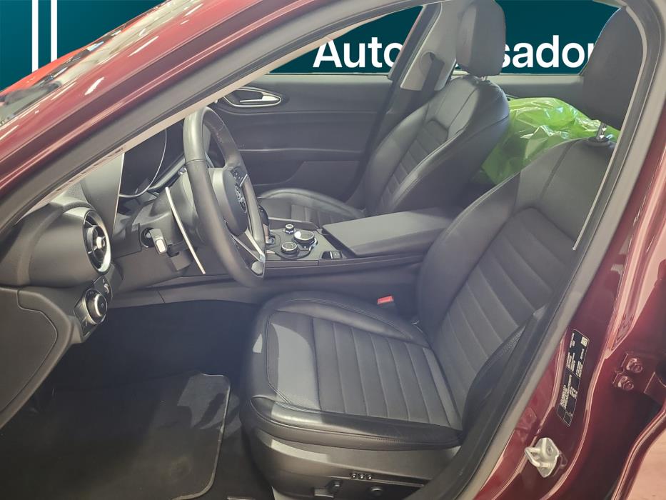 ALFA ROMEO Giulia 2017