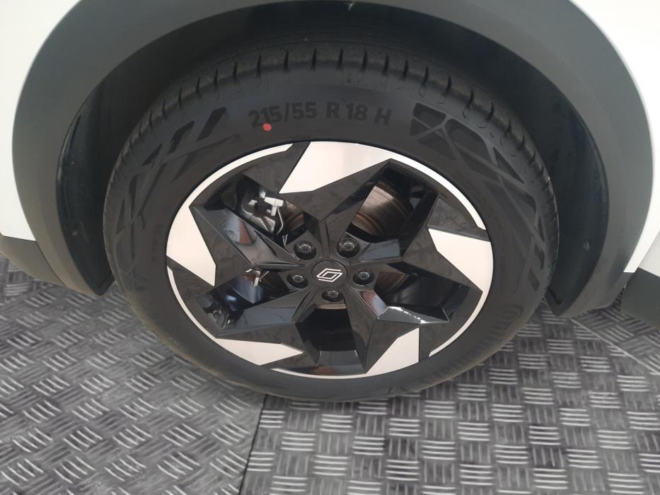 RENAULT Captur 2024