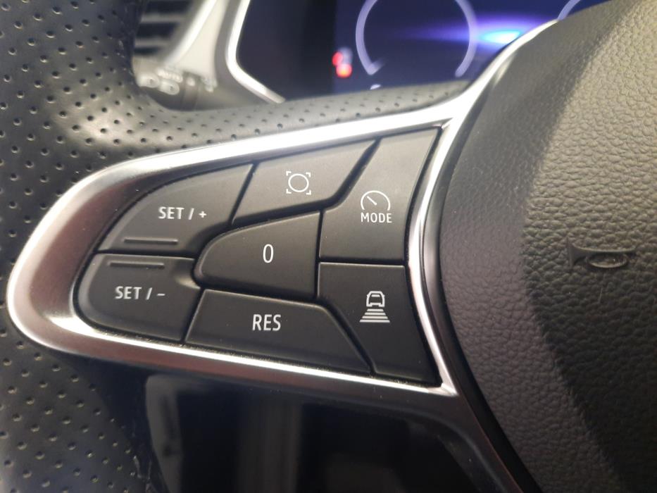 RENAULT Captur 2024